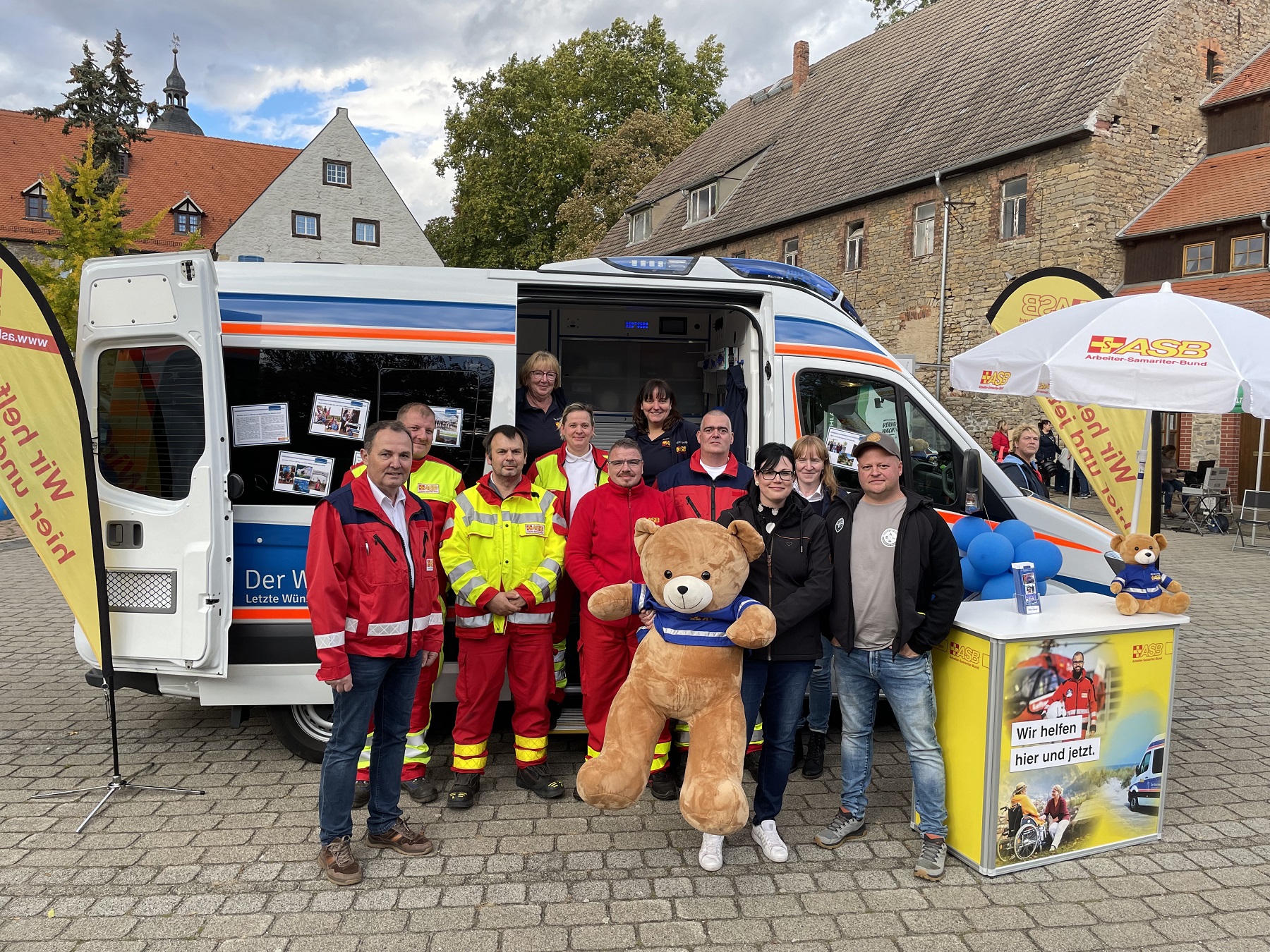 BBQ trifft Wünschewagen - 11.000 Euro sind Anfang Oktober für letzte, schöne Momente zusammengekommen! 