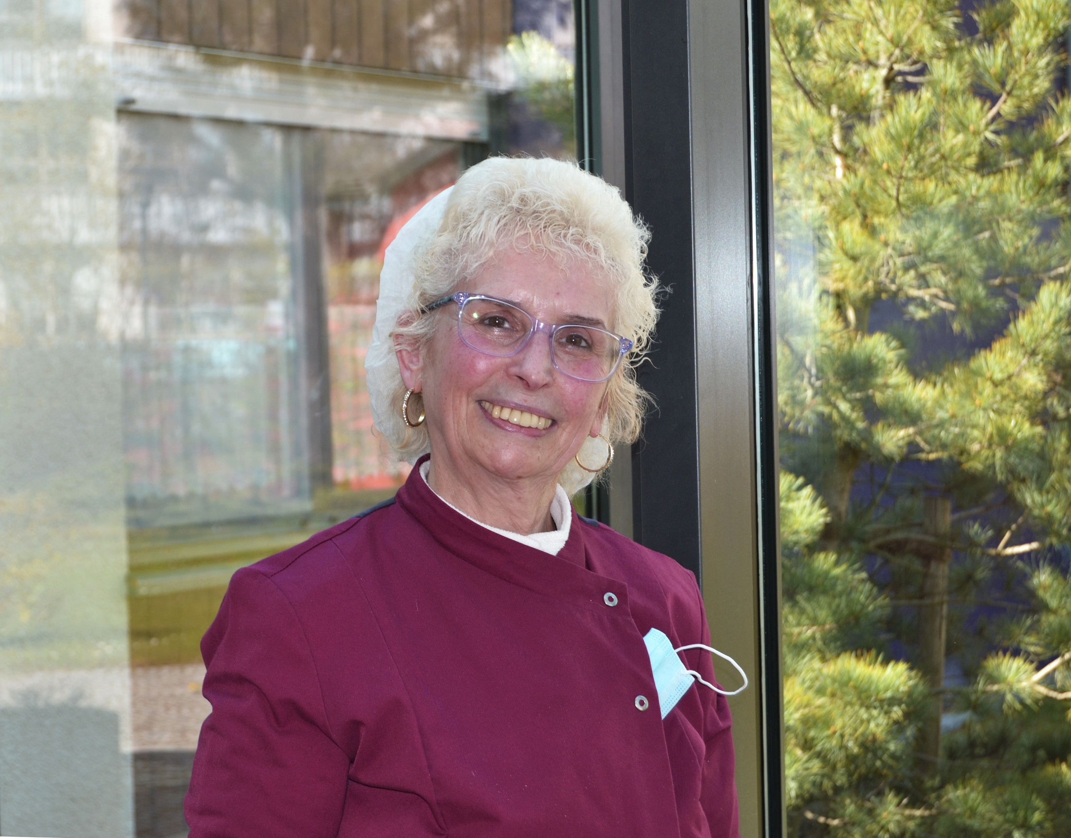 Janina Wille ist seit 40 Jahren im Einsatz in der Küche des Pflegeheims in der Jamboler Straße in Halle. Nun geht sie in den Ruhestand.