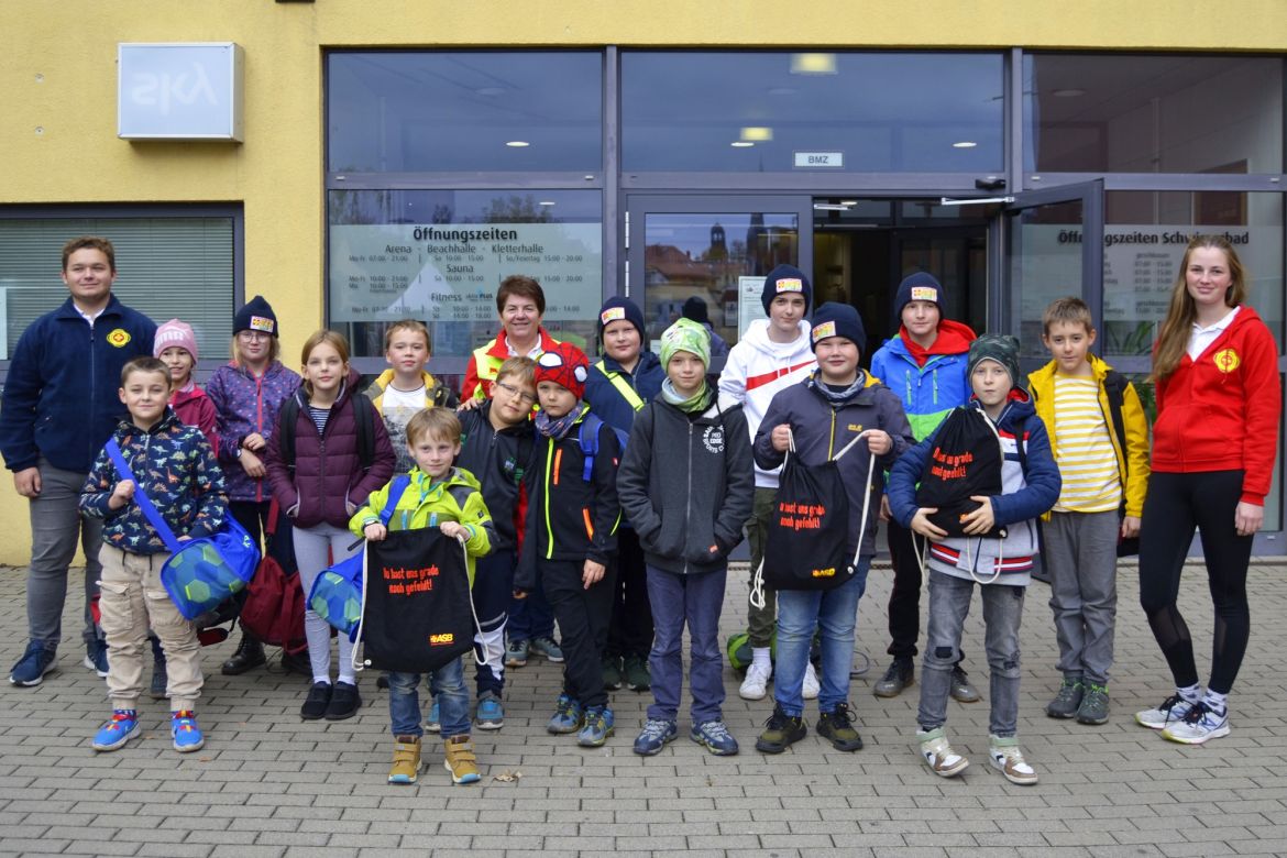 Gruppenfoto vor dem Training.jpg