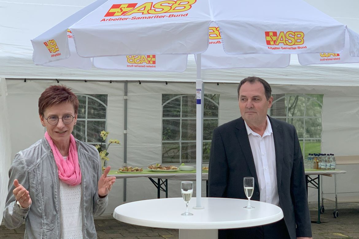 Glückwünsche aus dem Rathaus.jpg