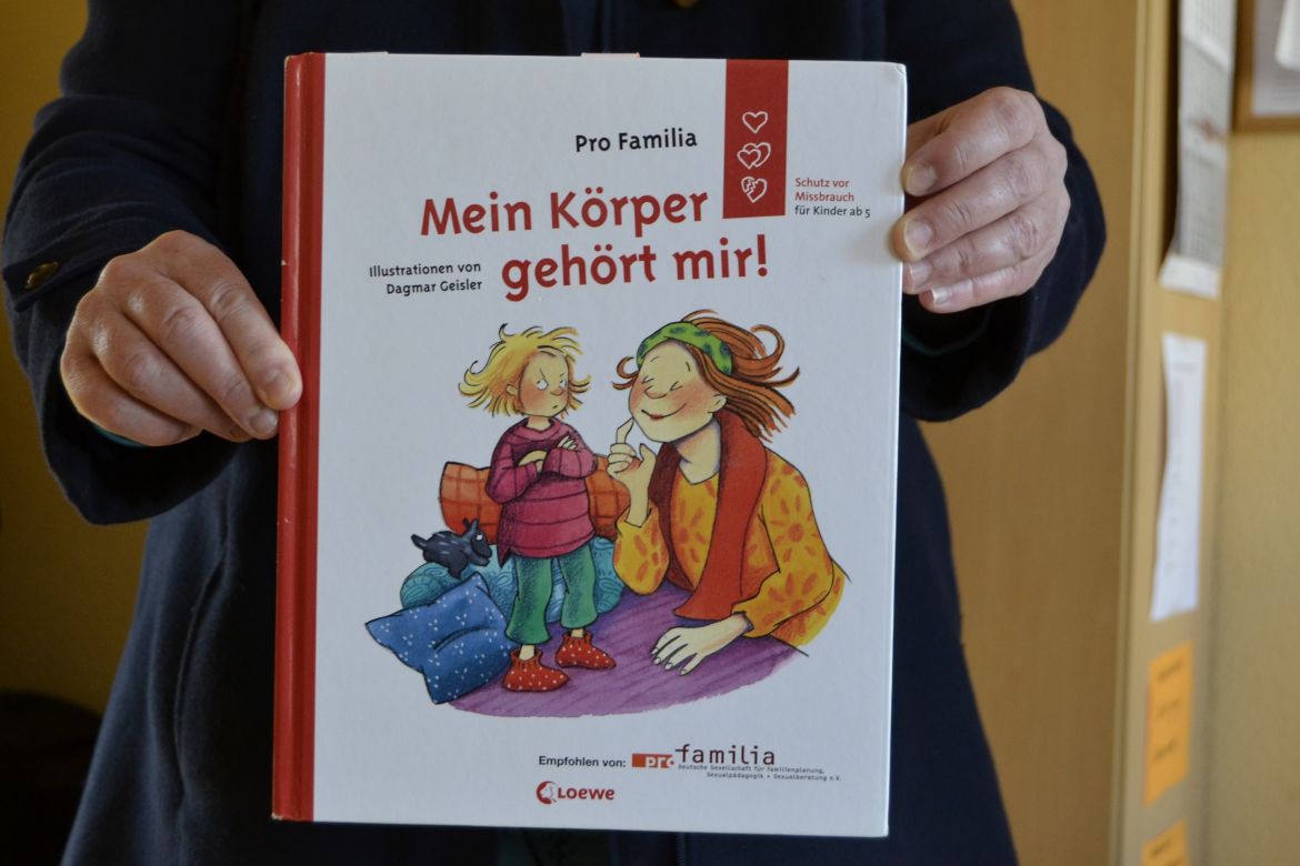 Grundlage ist das Buch von pro familia.jpg