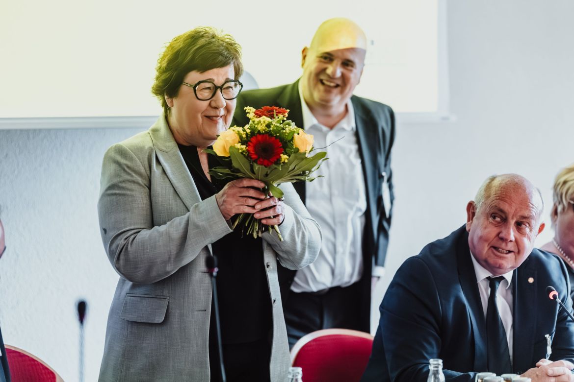 Ministerin_Grimm_Benne.jpg